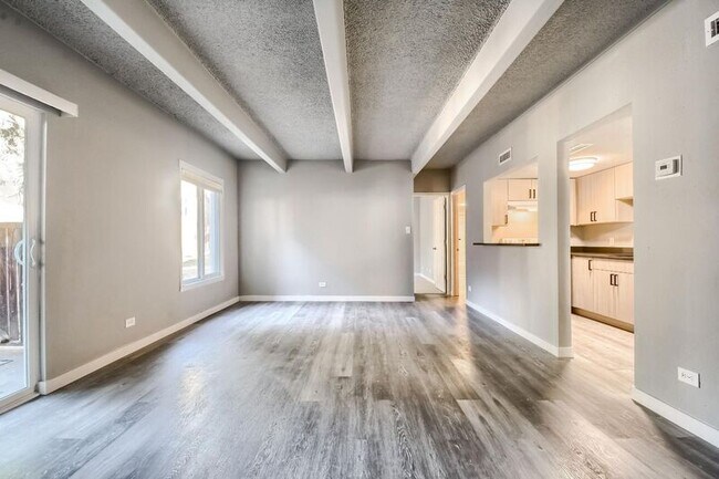 Foto del edificio - 9725 E Harvard Ave