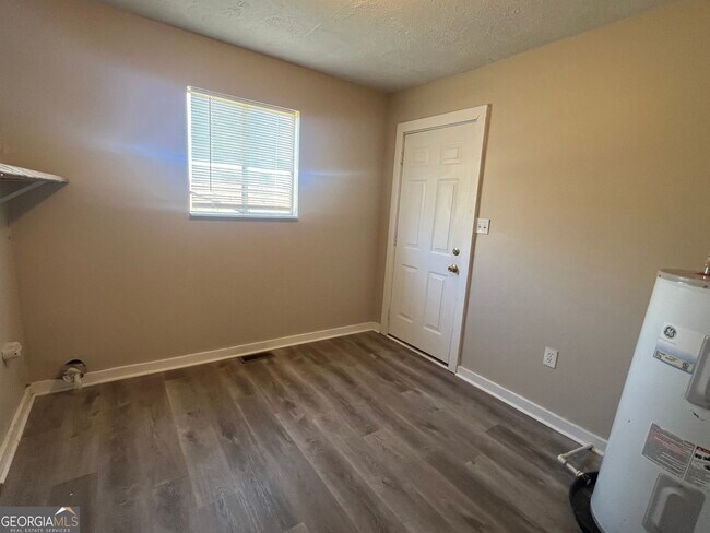 Foto del edificio - 2 7th St