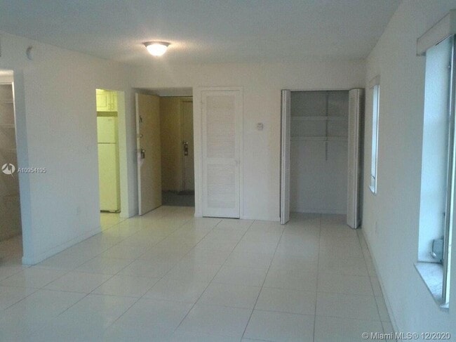 Building Photo - 17530 NW 68th Ave