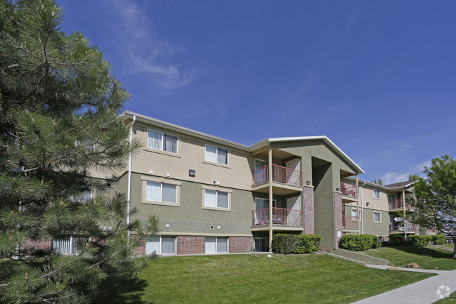 Building Photo - Bridger Pointe