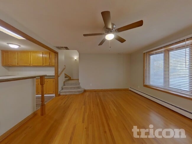 Foto del edificio - 4486 S Utica St