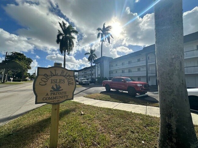 Building Photo - Dixie Realty LLC