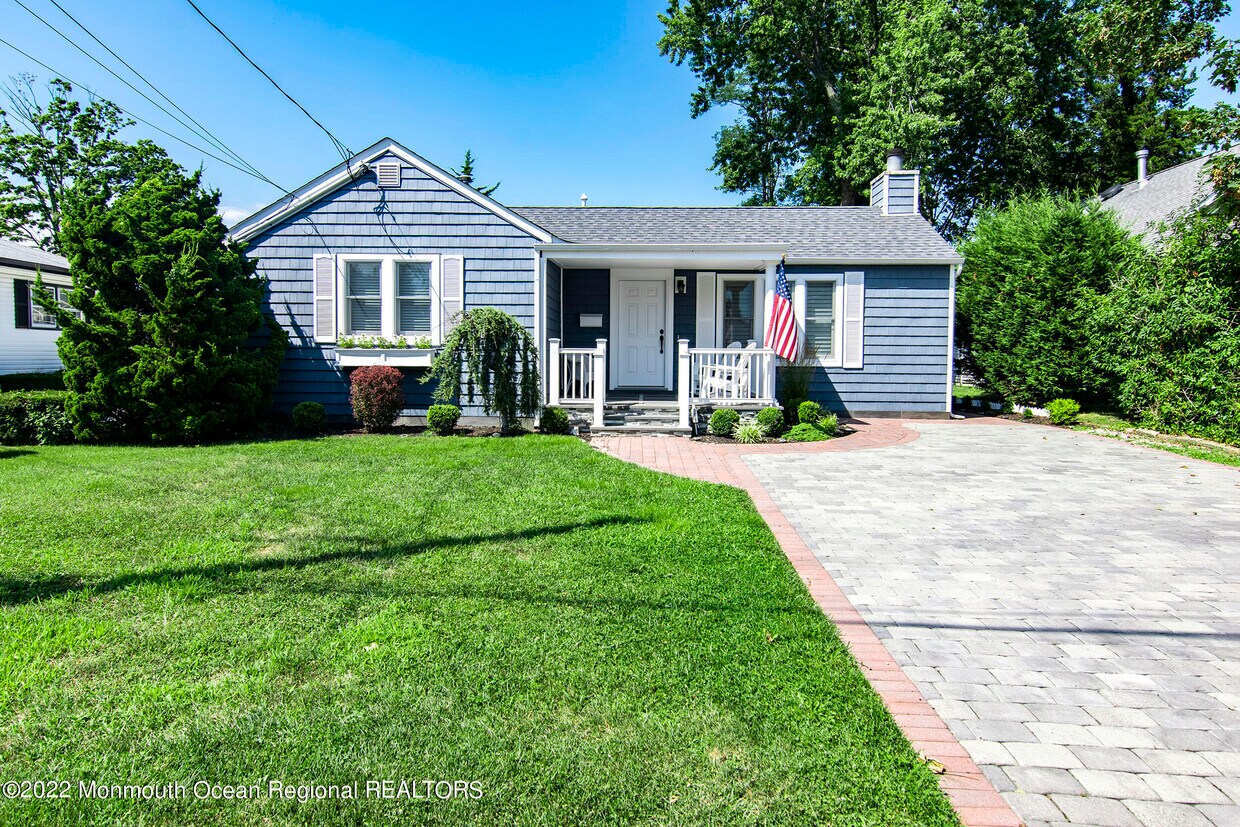 568 Central Ave, Spring Lake, NJ 07762 House Rental in Spring Lake