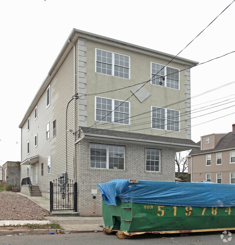 Foto del edificio - 544 S Park St