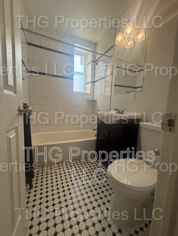 Foto del edificio - 641 Lincoln Ave