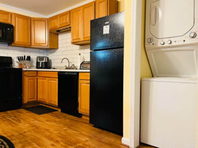 Foto del edificio - 207 Sawmill Ln