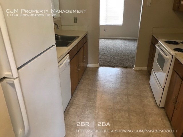 Foto del edificio - 1104 Greenmeadow Dr