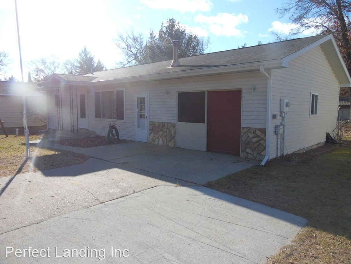 Primary Photo - 2 br, 2 bath House - 1941 Vaughn Rd.