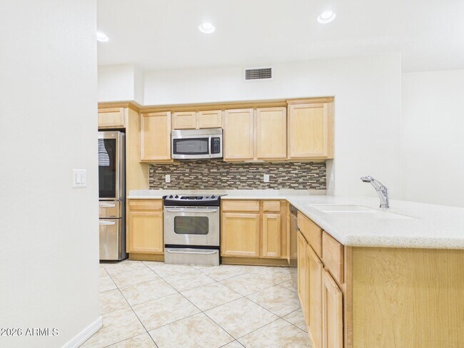 Foto del edificio - 2130 W Hunter Ct