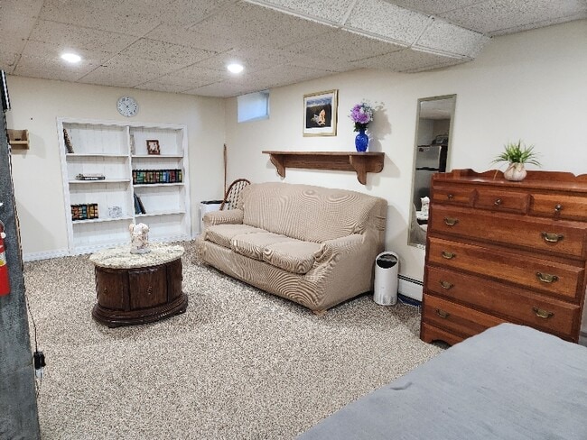 Building Photo - 206 Shepard Rd