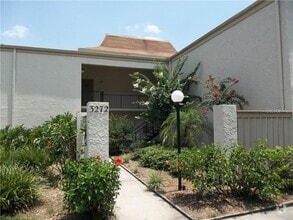 Building Photo - 3272 S Semoran Blvd