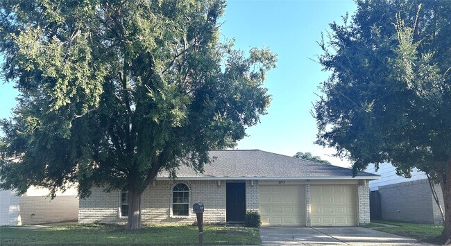 Foto del edificio - 2715 Spring Canyon Ct