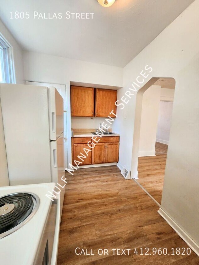 Photo - 1805 Pallas Street-