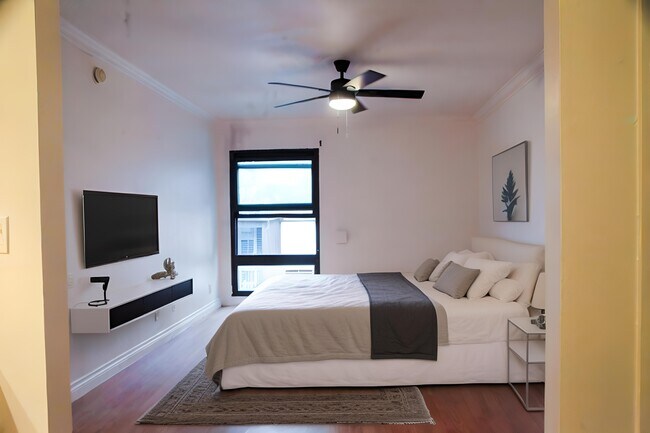 Master BR en Escena Virtual - 7777 W 91st St