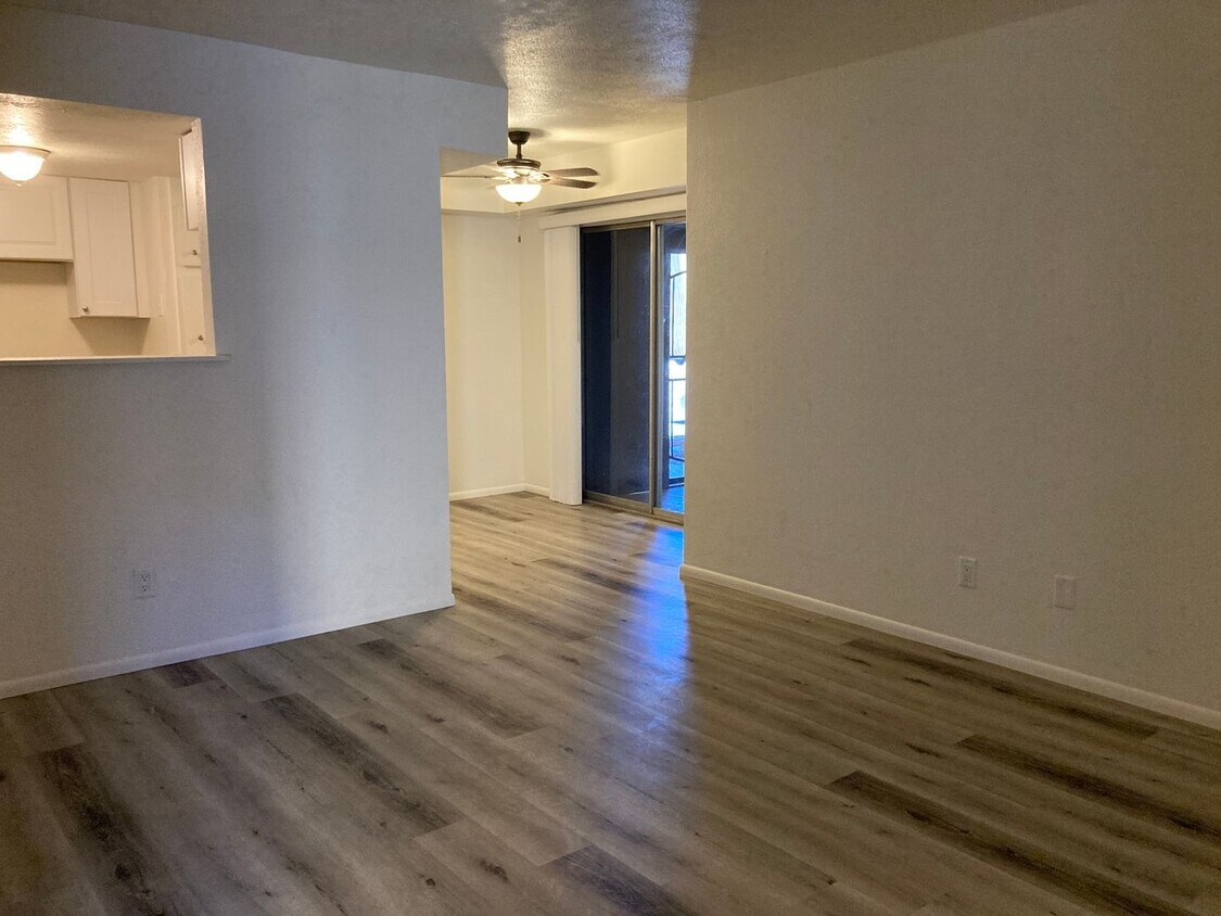 Foto principal - Northeast Condo