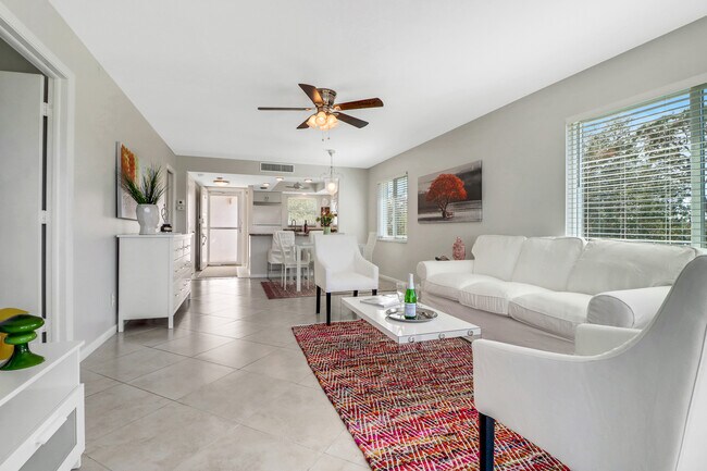 Foto del edificio - 37 High Point Cir E