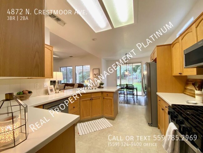 Foto del edificio - 4872 N Crestmoor Ave