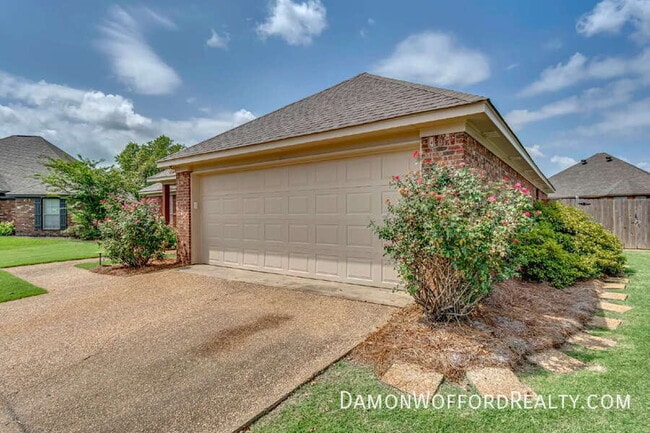 Building Photo - 107 Emery Drive