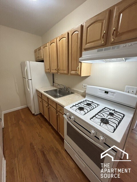 Foto del edificio - 4427 N Lawndale Ave