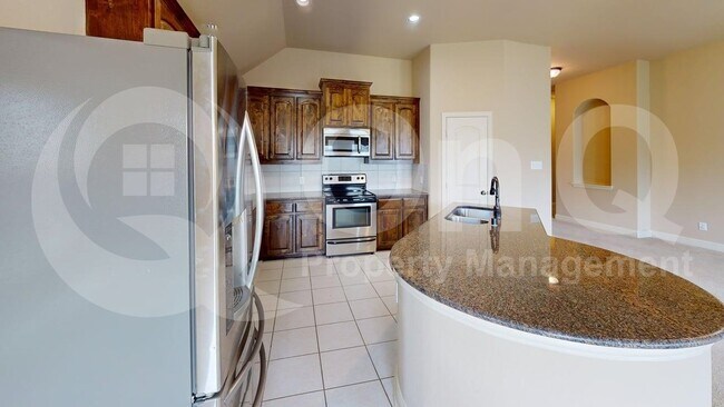 Foto del edificio - 1705 Fair Oaks Ln