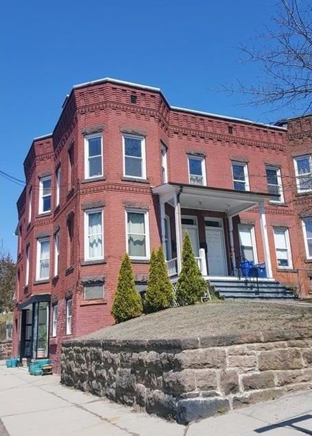 Building Photo - 301 Linden St