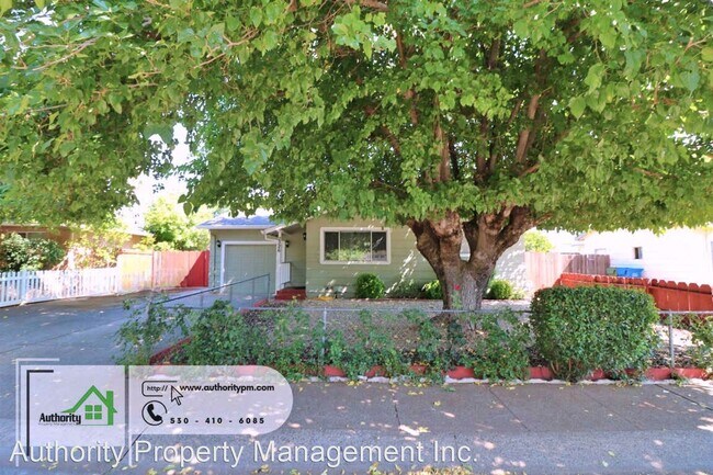 Building Photo - 3 br, 1 bath House - 2326 Corona St.