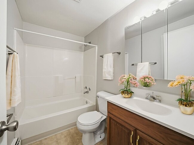 Building Photo - Grampian Crossings