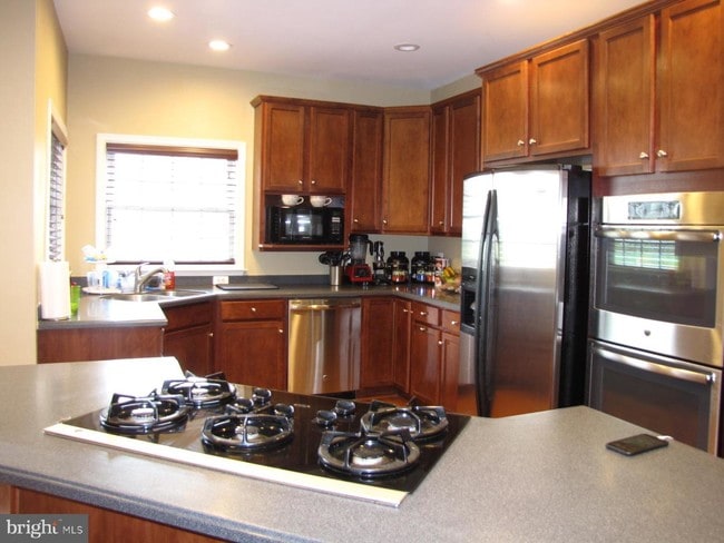 Building Photo - 25809 Turlough Terrace