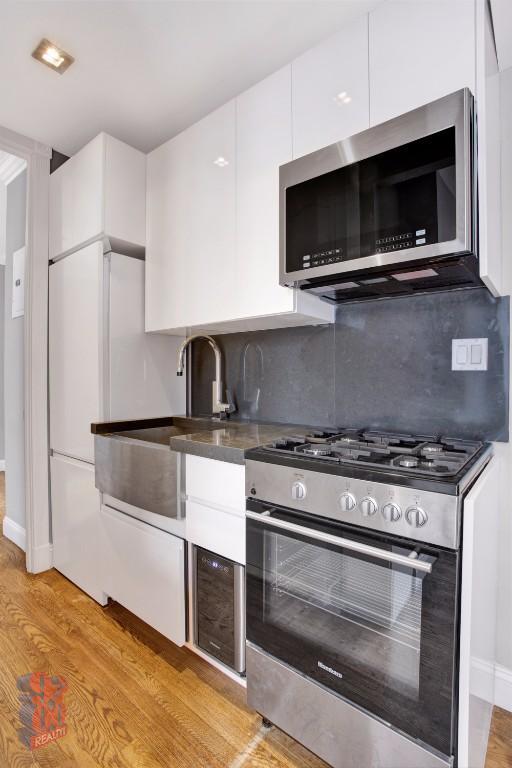 Foto principal - 410 E 13th St
