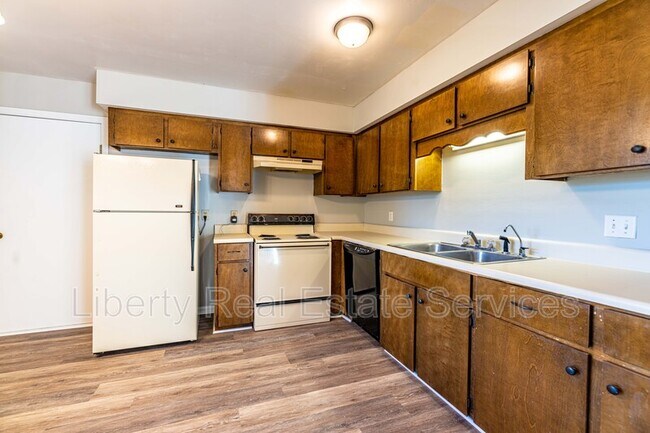 Building Photo - 724 Timber Ridge Trail