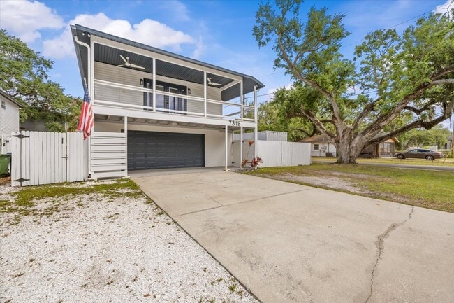 Building Photo - 7318 S Kissimmee St