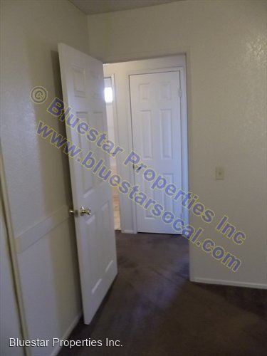 Building Photo - 13925 Smoketree St