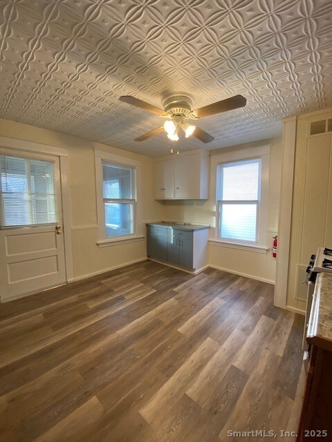 Building Photo - 90 Wolcott St