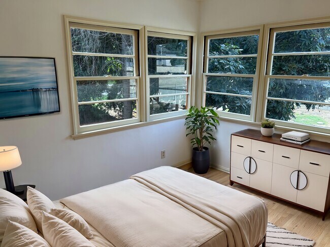 Foto del edificio - 1425 Allison Ave