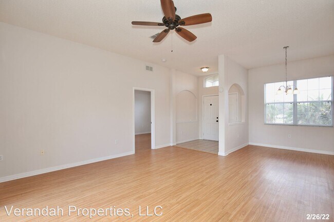 Foto del edificio - 3 br, 2 bath House - 411 Basil Cir
