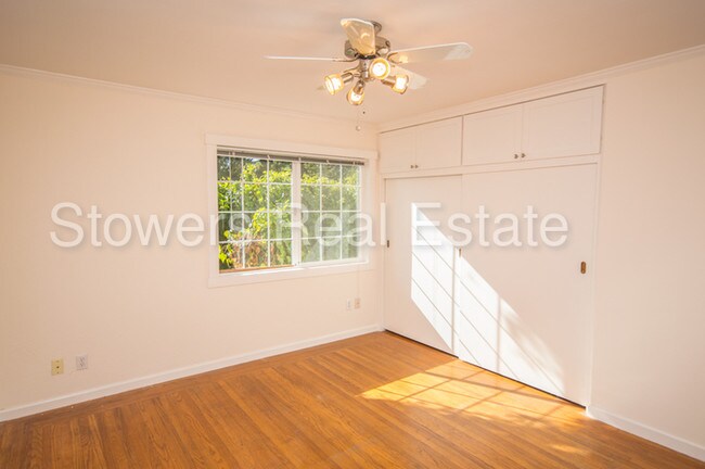Building Photo - 3268 Withers Ave