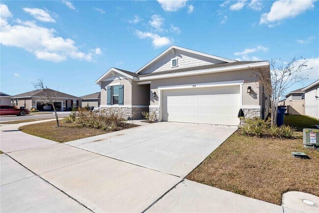 Foto del edificio - 702 Benz St