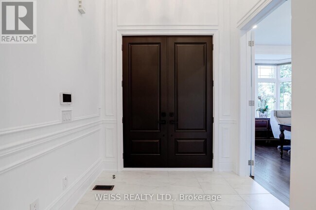 Photo du bâtiment - 43 Chesney Cres