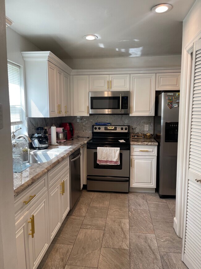 Foto del edificio - 6843 NW 29th Ave