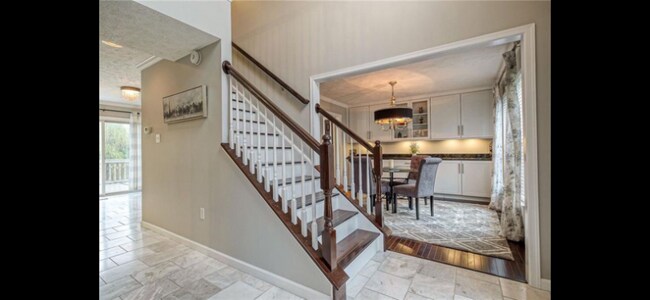 Building Photo - 1168 Camarta Dr