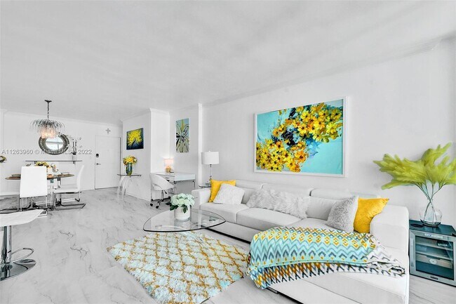 Foto del edificio - 2501 S Ocean Dr
