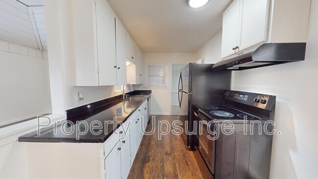 Foto del edificio - 2410 Court St