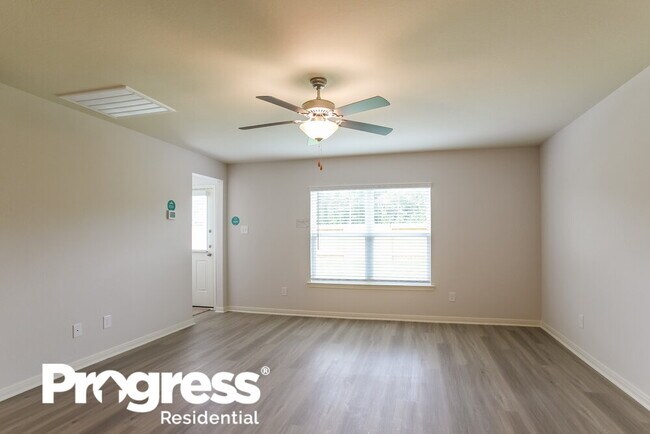 Foto del edificio - 25394 Cypress Creek Loop