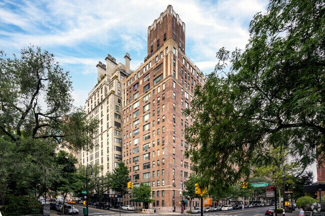 Foto del edificio - 130 East End Ave
