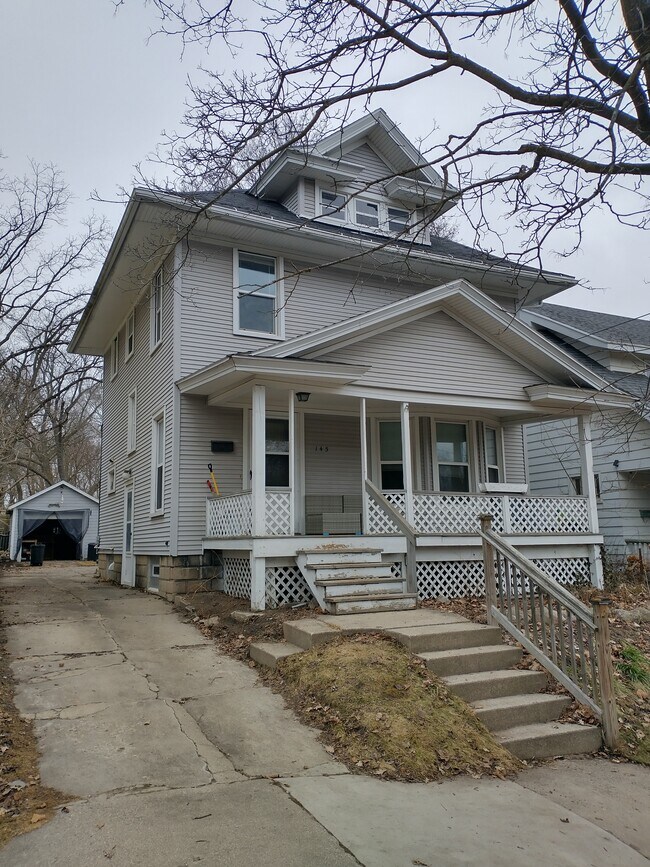 Foto del edificio - 145 Eastern Ave NE