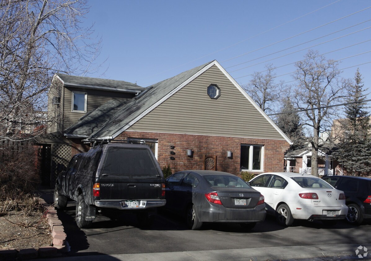 Foto del edificio - 799 Cherry St