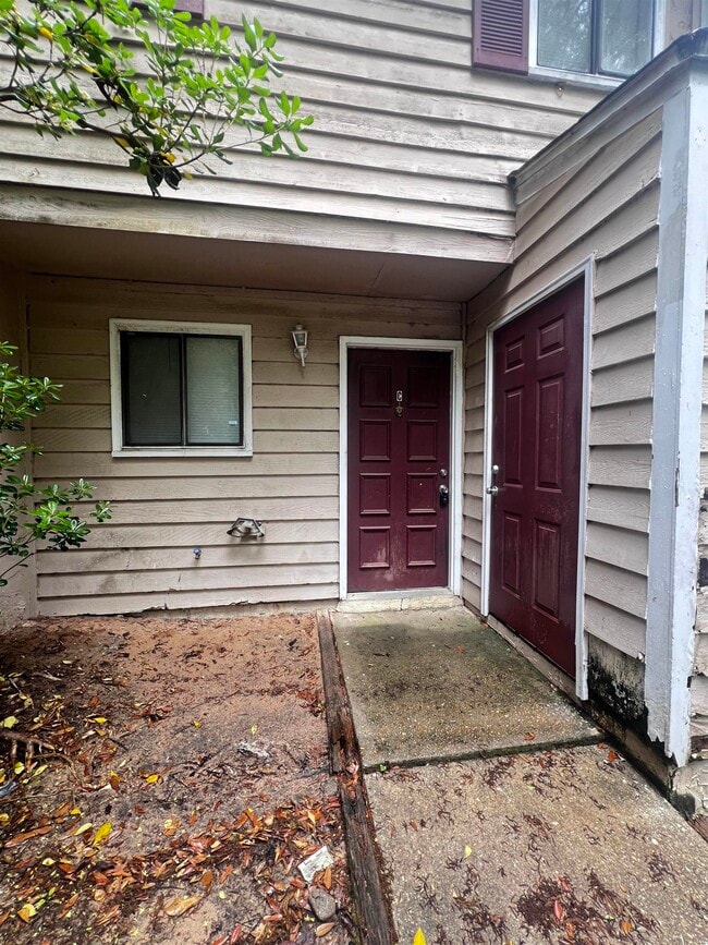 Building Photo - 3720 Rock Brook Dr