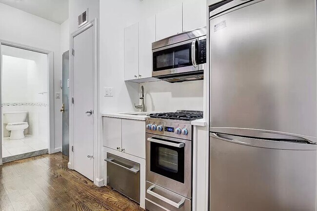 Foto del edificio - 254 Broome St