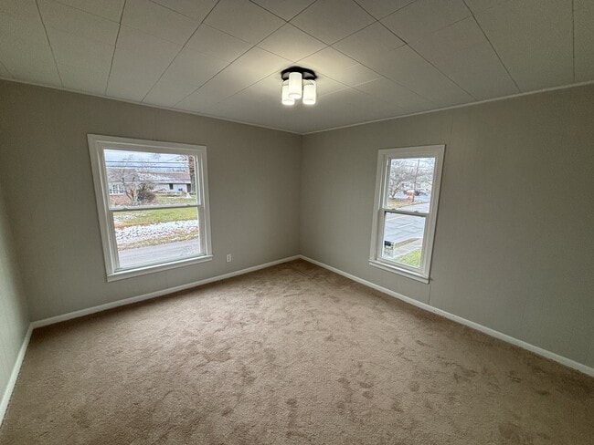 Building Photo - 14067 Lincoln St