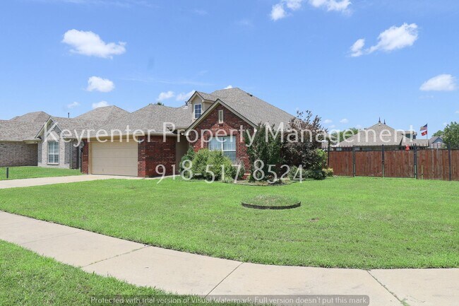Foto del edificio - 3 Bed | 2 Bath in Collinsville!